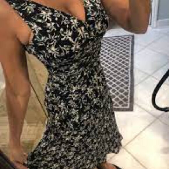 Women's Classiques Entier Silk Floral Ruched Front V Neck Dress Size 12 - Picture 10 of 12